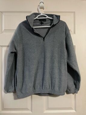 Simple Gray Quarter-Zip Fleece Sweater